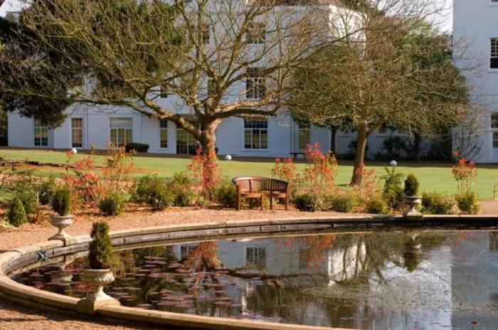 De Vere Beaumont Estate Hotel