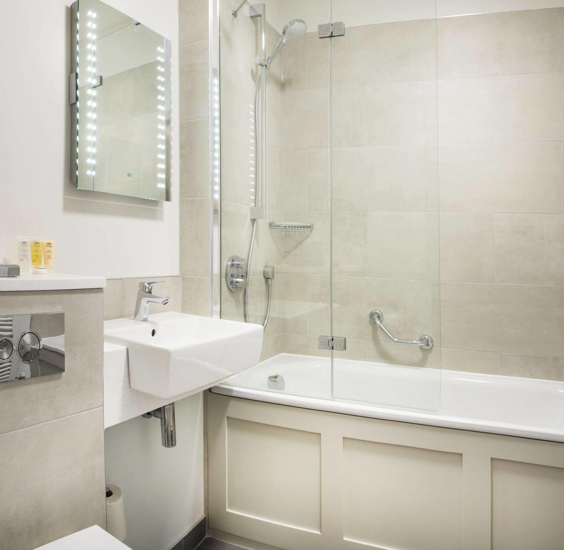 De Vere Beaumont Estate Hotel Old Windsor